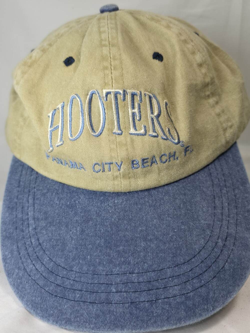 Hooters Two-Tone Tan & Blue Baseball Cap Vintage